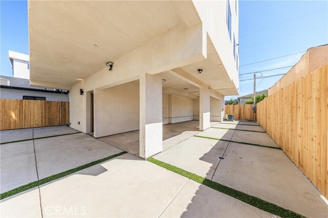 Building Photo - 2426 S West View St