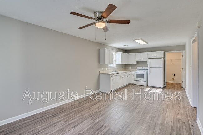 Building Photo - 1718 Hicks St