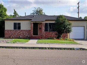 Building Photo - El Cajon Classic 2 bedroom 1 bath updated ...