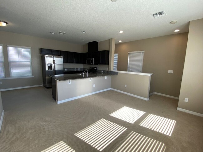 Building Photo - Brand New 1 Bedroom Unit in Laureate Park