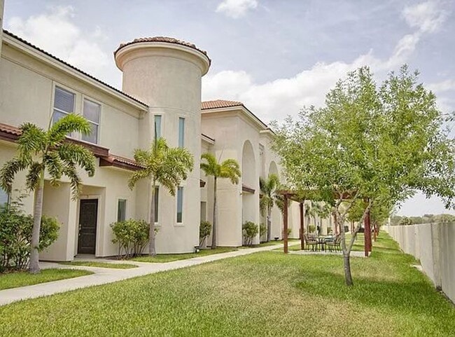 Building Photo - Apt 10 -1413 E Keeton Ave - McAllen