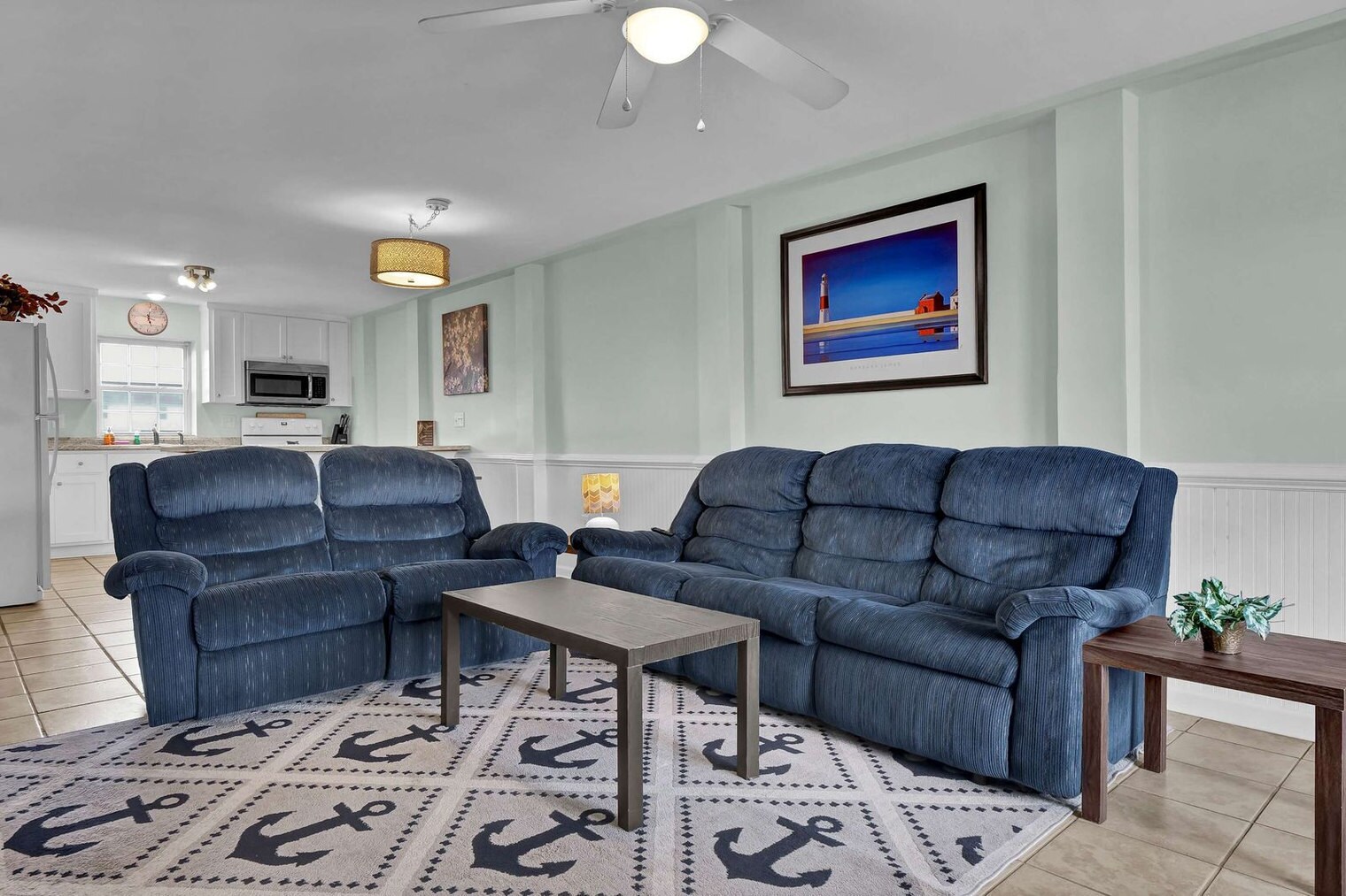 Building Photo - 237 Sea Shore Dr