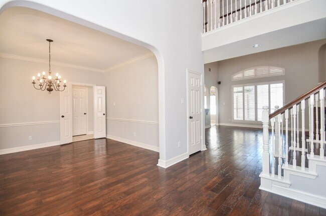 Building Photo - 22402 Caroline Chase Ct