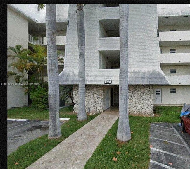 Primary Photo - 7410 SW 82nd St