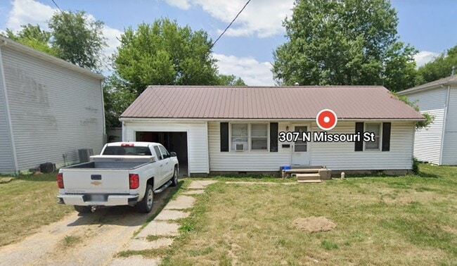 Primary Photo - 307 N Missouri St