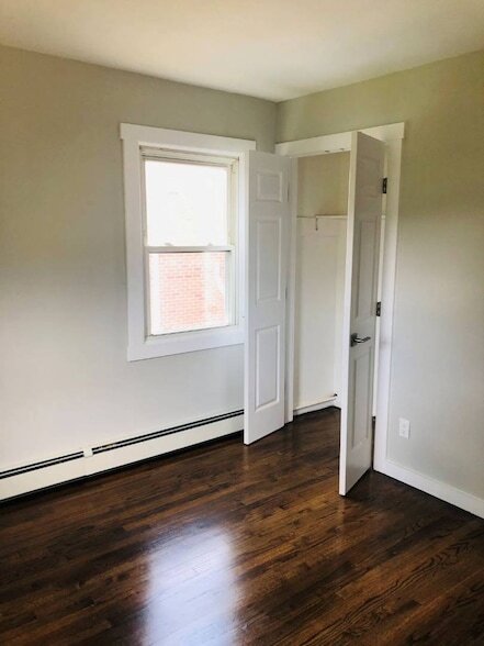 Building Photo - 38 1st St