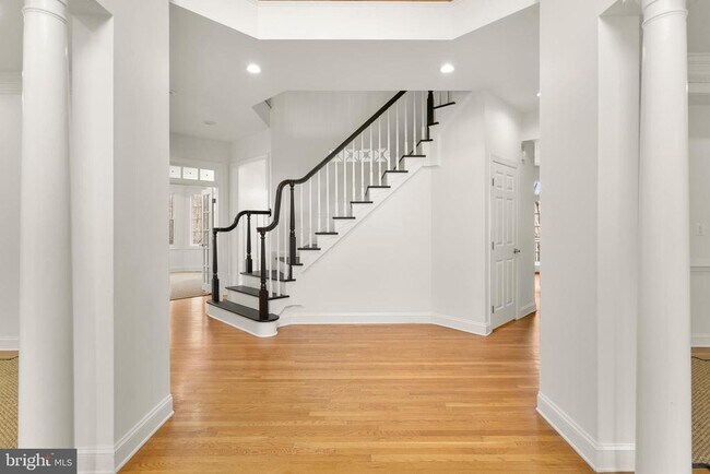 Building Photo - 6058 Sugarstone Ct