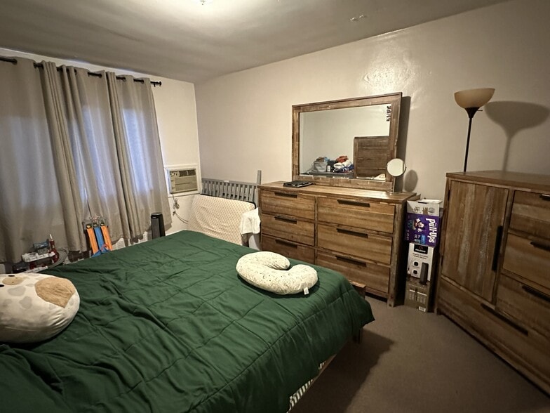 Building Photo - 6154 70th St