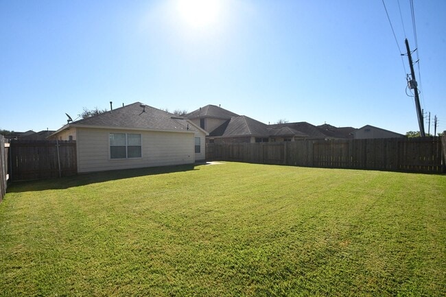 Building Photo - 3306 Southern Grove Ln