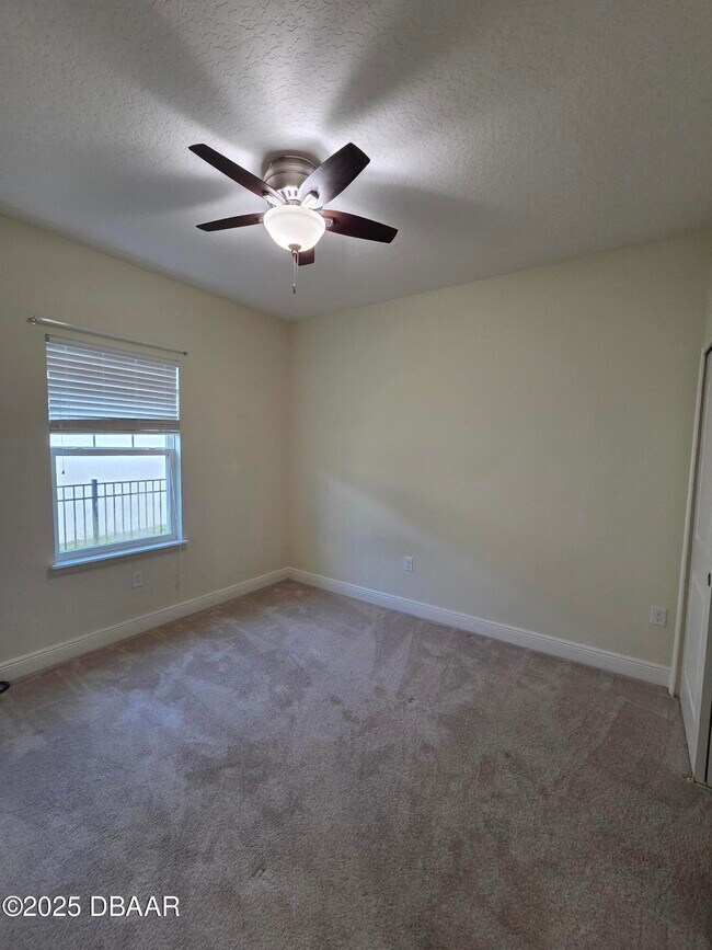 Building Photo - 5435 Estero Loop