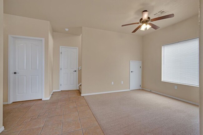 Building Photo - 4633 Rimrock Dr