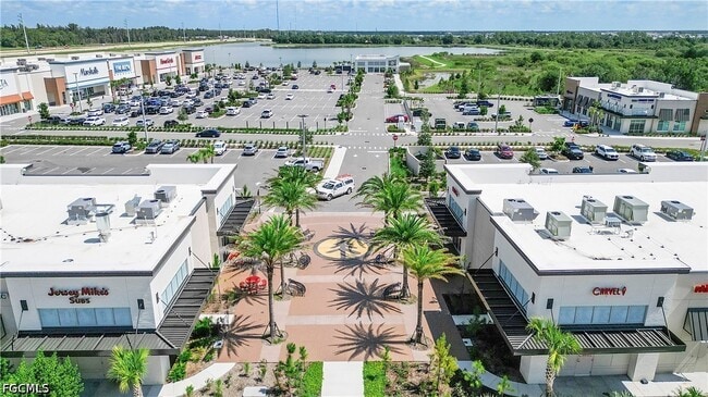 Building Photo - 16056 Shoreline Dr