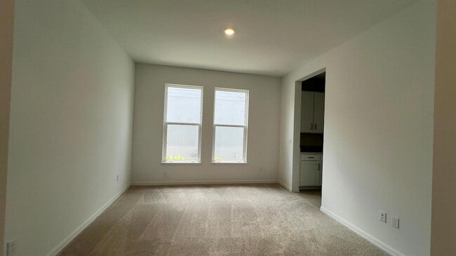 Building Photo - 584 Ranch Oak Cir