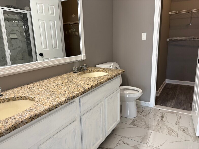 Building Photo - 7416 Hindon Cir