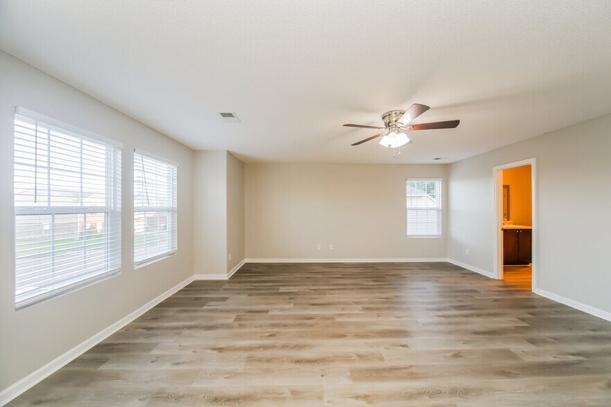 Building Photo - 4521 Oakden Ln.