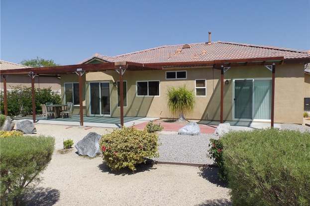 Building Photo - 64337 Pyrenees Ave