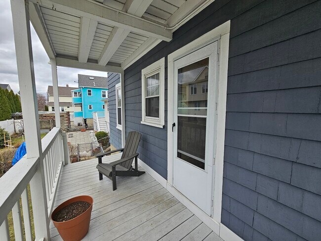 Building Photo - 118 Governor Winthrop Rd