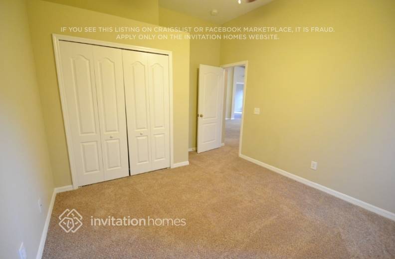 Building Photo - 9803 White Barn Way