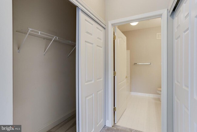 Building Photo - 2111 Ganton Green