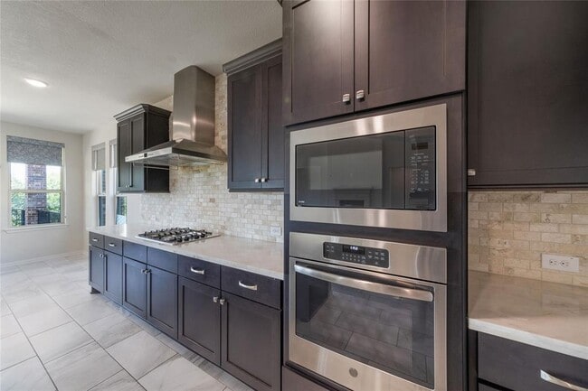 Building Photo - 5104 Alonso Dr
