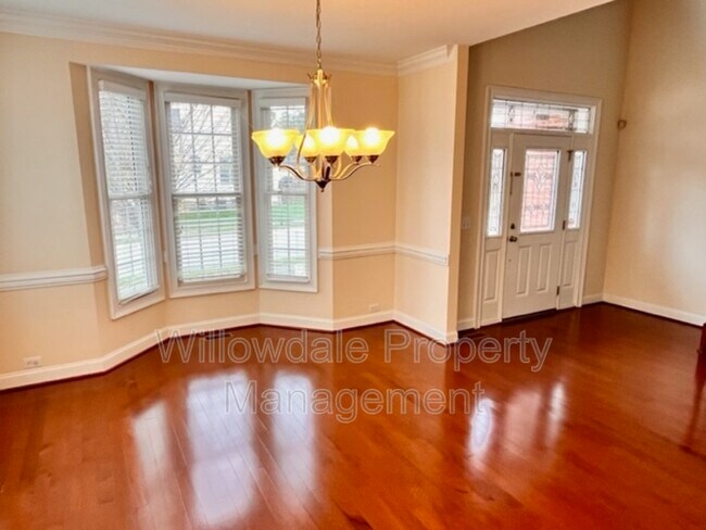 Building Photo - 121 Orianna Dr