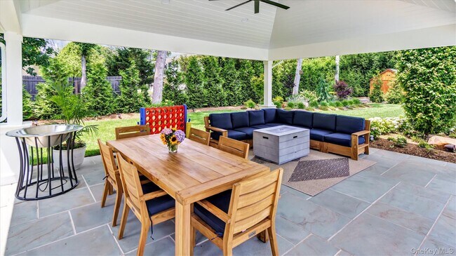 Building Photo - 99 Beach Rd