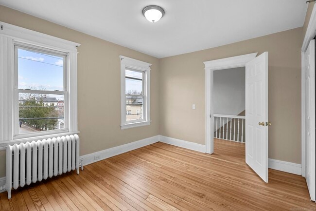 Building Photo - 26 Woodmont Ave