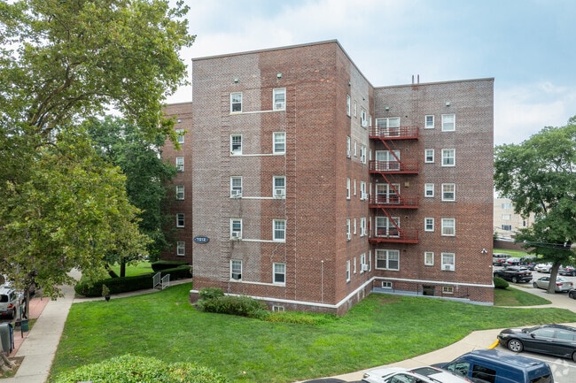 Building Photo - Hudson Ridge Apartments