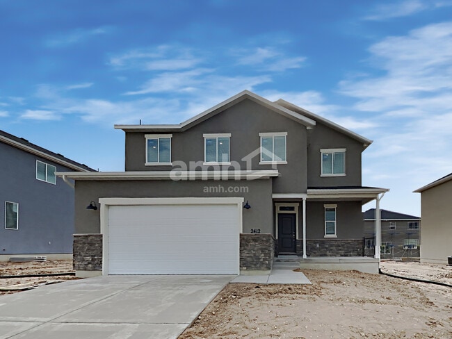 Building Photo - 2412 E Surry Way