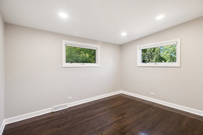 Building Photo - 1321 Heatherfield Ln