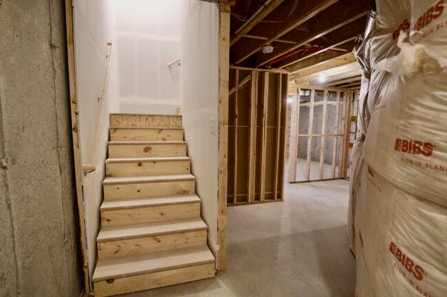 Building Photo - 16232 S Truss Dr