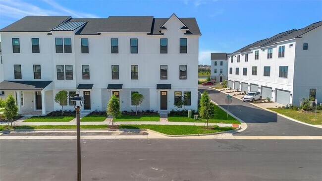 Building Photo - 15178 Groveside Rd