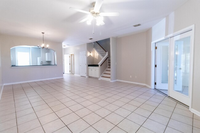 Building Photo - 2713 Vista Cove Rd