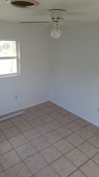 Building Photo - 443 Granada Blvd