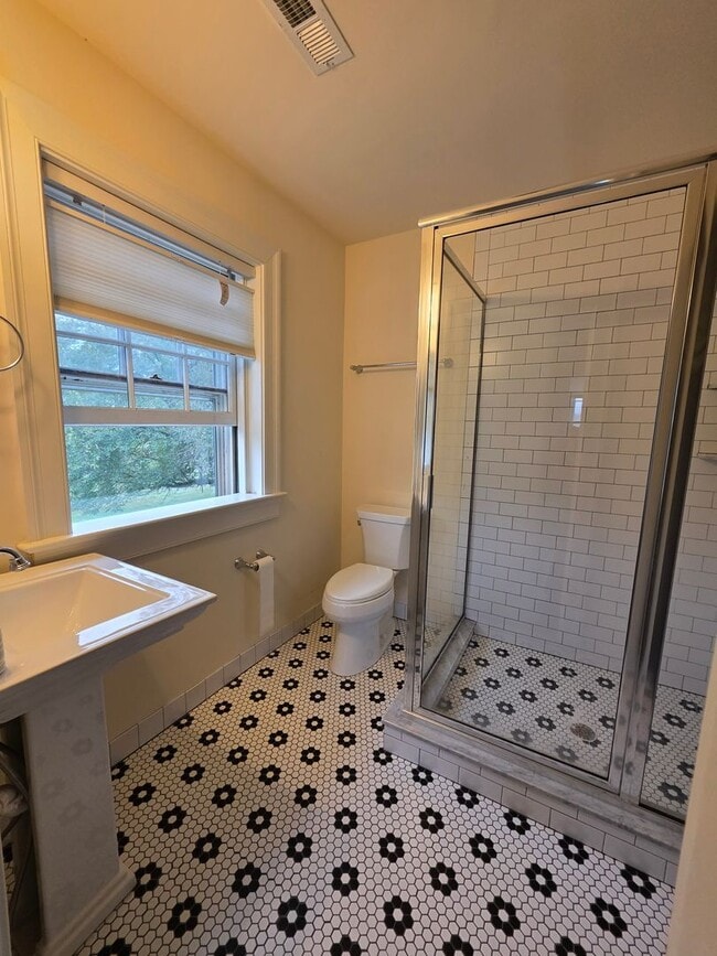 Building Photo - Delaware City Alert!! 2 bed 2 full baths Townhome available