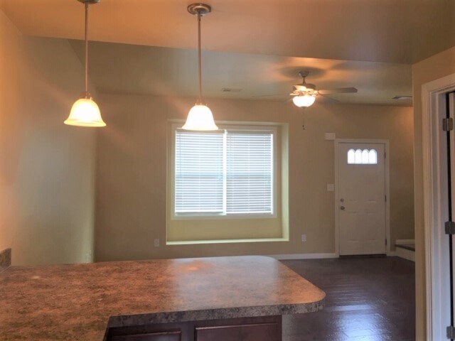 Building Photo - 331 Burley Ave