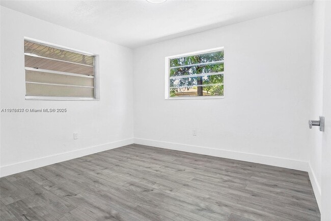 Building Photo - 4647 NW 15th Ct