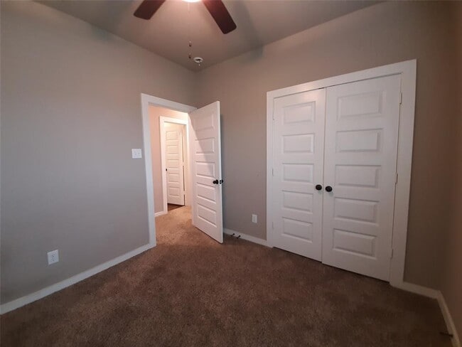 Building Photo - 25563 Starling Ln
