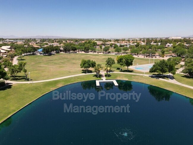 Building Photo - 809 S Lagoon Dr