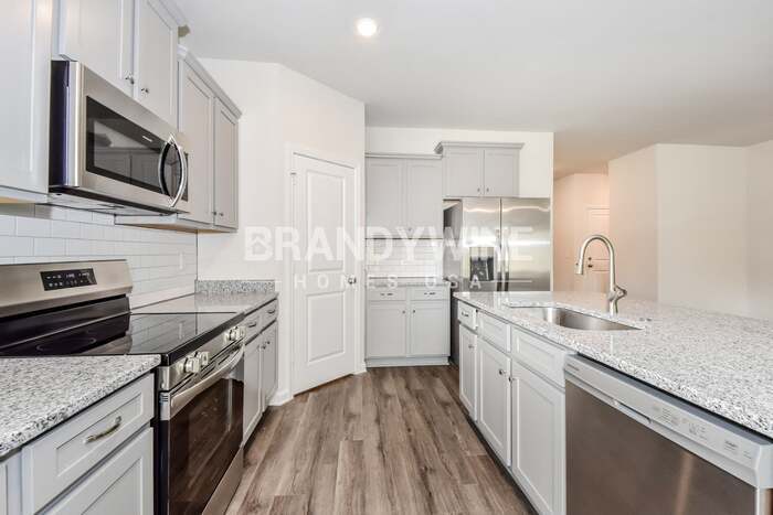 Building Photo - 792 Patmore Dr