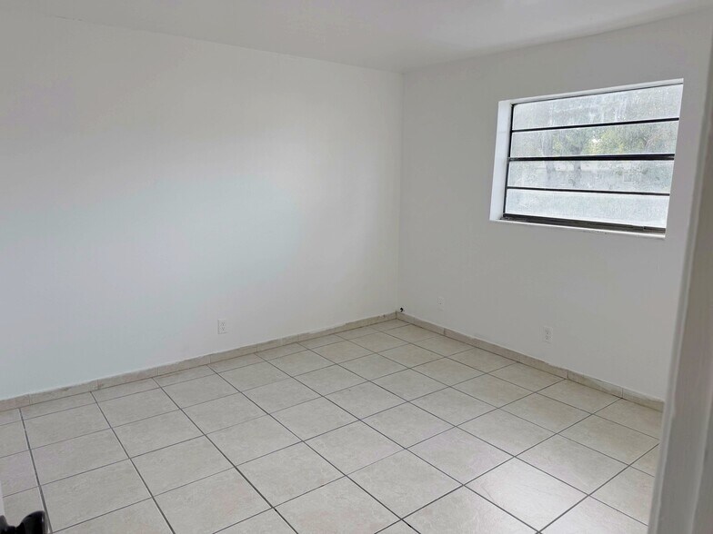 Building Photo - 6151 Eaton St