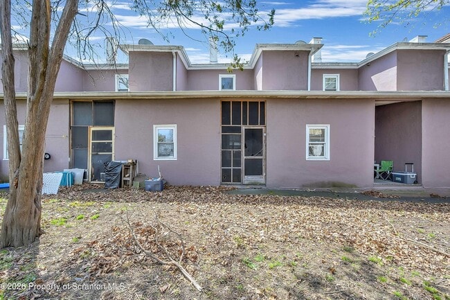 Building Photo - 1807 Green Ridge St