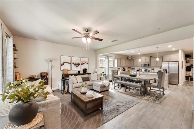 Building Photo - 15809 Culford Ln