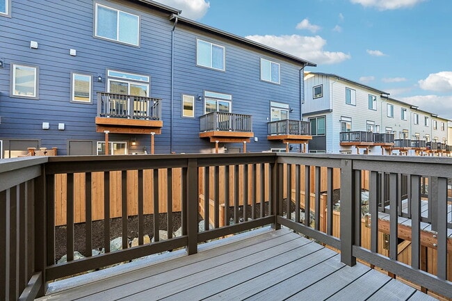 Building Photo - 14707 87th Ave SE