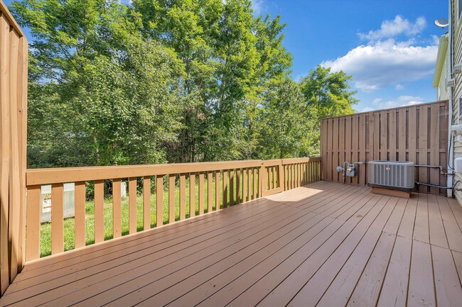 Building Photo - 575 Oak Tree Blvd NW