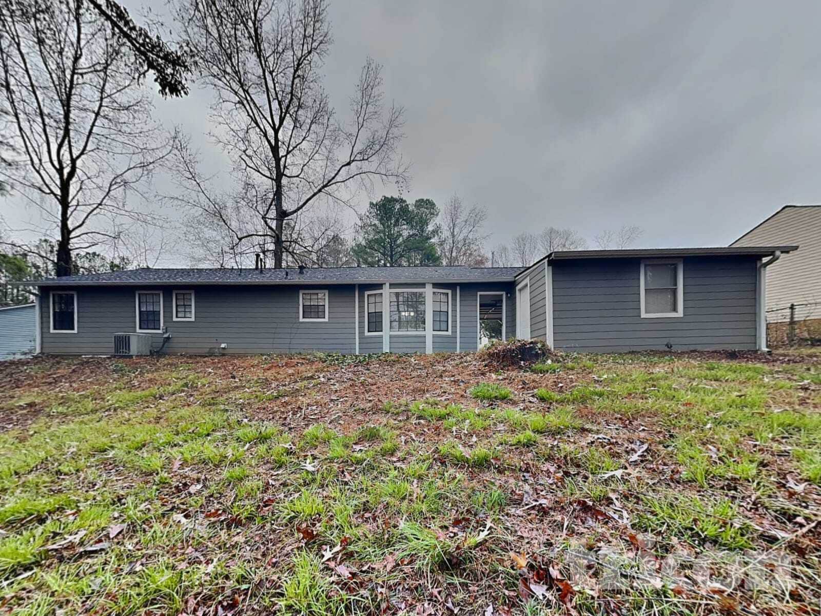 Building Photo - 285 Fireside Way