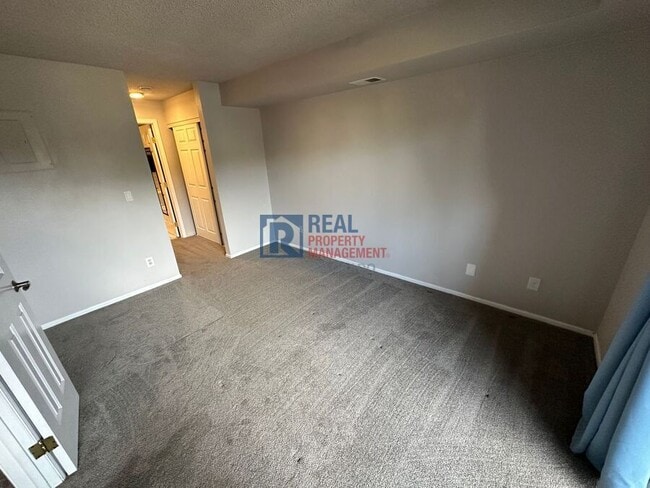 Building Photo - 2575 S Syracuse Way