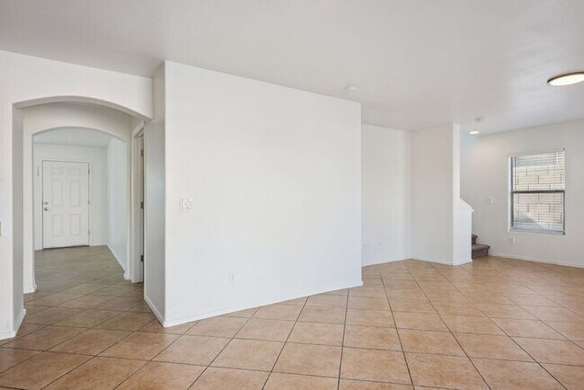 Building Photo - 3076 W Silver Creek Dr