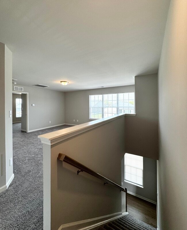 Building Photo - 224 Ivy Grn Pl
