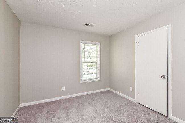 Building Photo - 6037 Maryjo Ln
